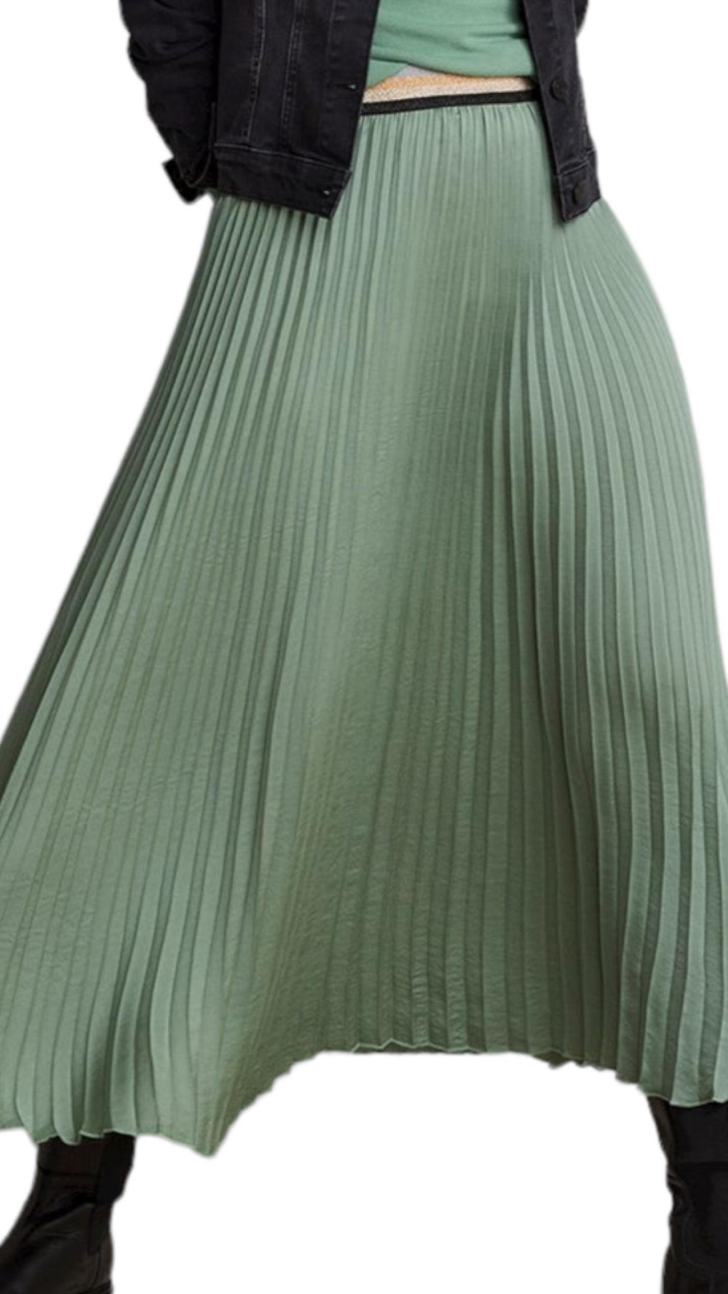 Plisse skirt drapey satin