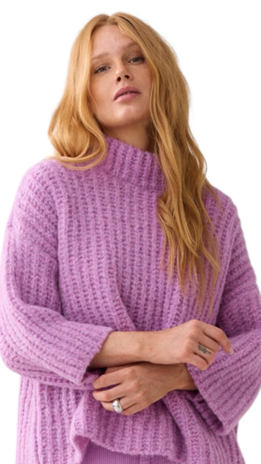 Oversized sweater violet