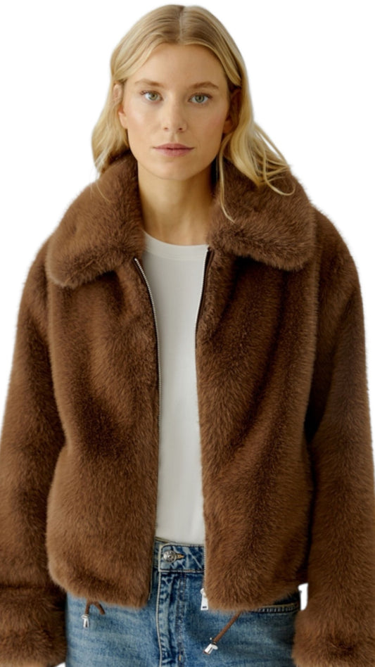Outdoor jacket cosey
