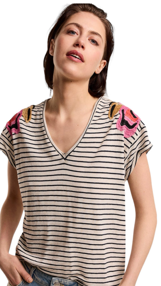 T-shirt stripe embroidered